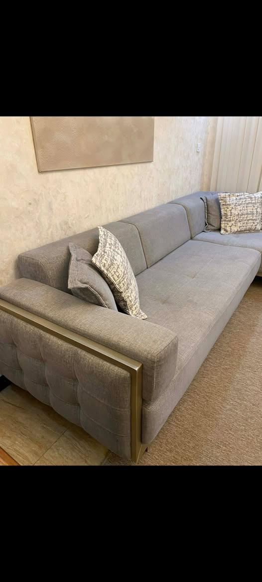 كورنر يتحول سرير سعره مليونين وربع من العالميه للاثاث ابيعه ب650


**إذا كنت صاحب هذا الإعلان وتريد حذفه لأي سبب، رجاءا أرسل رسالة إلى الدعم الفني**