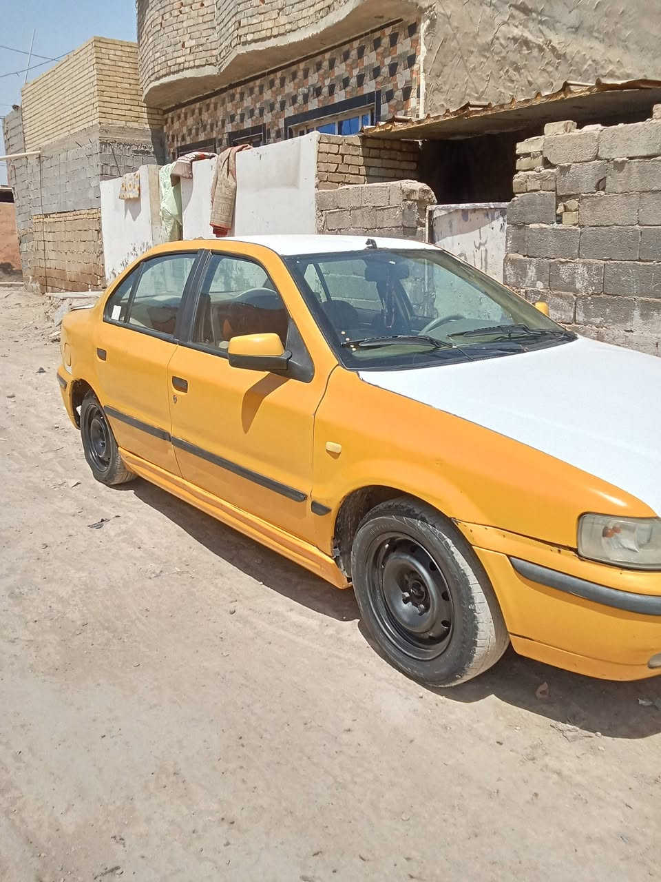 سلام عليكم عندي سيارة سمند 20012 المكان بغداد مدينة الصدر اريد ابيعها محتاج والياخذها بالعافية علي السعر 26 وبيها مجال شراي مستعجل
***********
