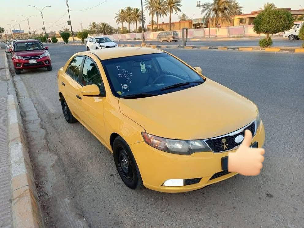 السلام عليكم فورتي13 وأرد امريكي حادث جوملغ امامي فقط راجع نفسه  شاشه كامره تبريده ثلج مثبت سرعه مانع انزلاق تحكم استرين جهتين مري شفط مكينه 2000كير 6نمر حداديه تخم تاير كله جديد سياره خير من لله رقم بغداد نكليزي مكاني بابل مركز *********** سعر 88 تراهم مراوس حسب القناعه
