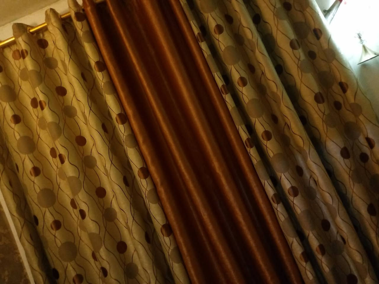 بردات ٣ قطع ب١٥ نهايتهن 
والتور مبطن قطعتين ب١٠


**إذا كنت صاحب هذا الإعلان وتريد حذفه لأي سبب، رجاءا أرسل رسالة إلى الدعم الفني**
