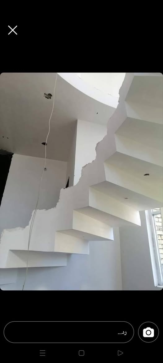 السلام عليكم
خلفة سيراميك ارضية جدران درج 
لبخ سمنت،جص ، ثر ، بياض ،واجهيات شغل درجه اولى
بالنسبه لبخ الداخل ، لط سمنت ،مساطر ،لبخ جص ،بياض المتر او كبالة
شغل درجه اولى وكله مساطر حته السقوف
لستفسار مراسلة خاص
***********
