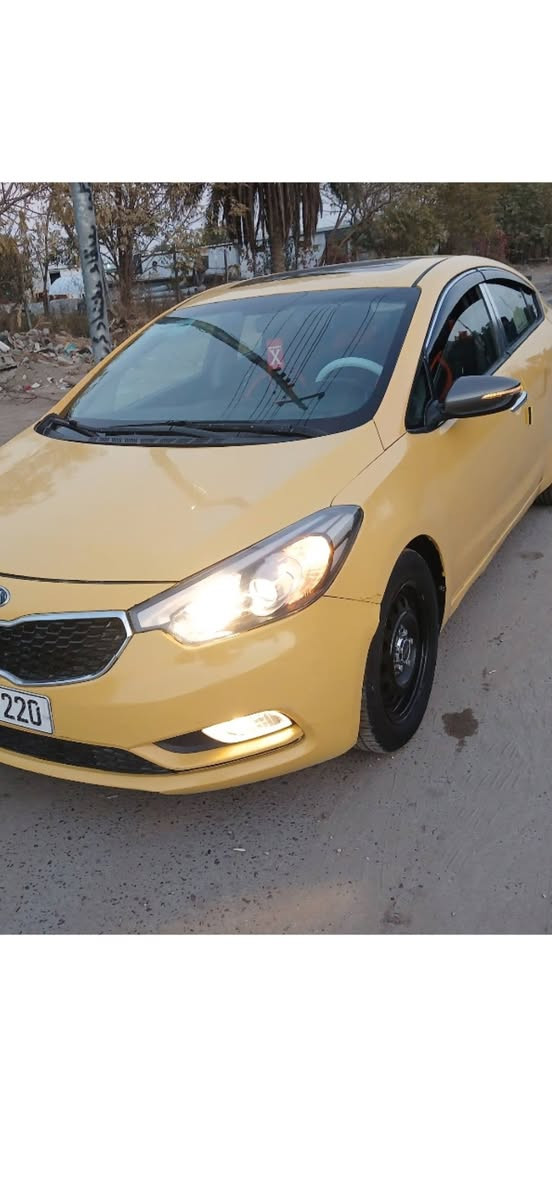 سلام عليكم بيع سريع ٨٥بيه مجال قليل سريع اتصل اني مكلف هذا رقم راعيها ٠
***********
