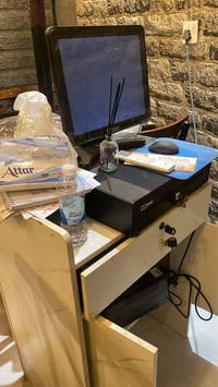 كاشير وجهز طلباتي للبيع مع برنامج للتواصل 07761777911