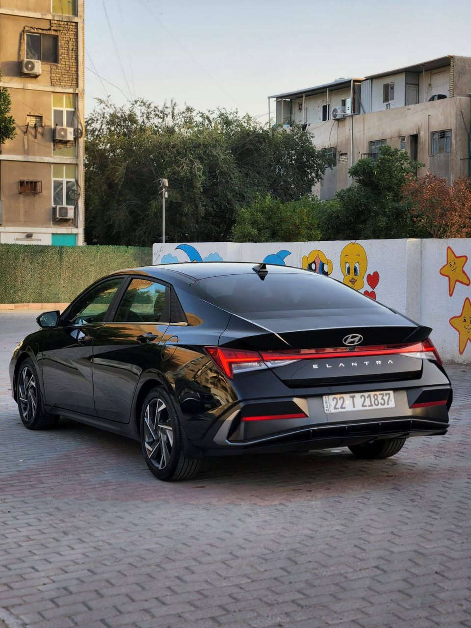 السلام عليكم
الانترا موديل 2024
لون اسود🏴🏴🏴🏴

فول مواصفات 

رقم أربيل جديد 

معروفه مواصفات لمتد معروفه
فتحه سقف 
كشنات جلد تدفئه 
كهرباء 
سايد بريك كهرباء 
رادارات اماميه جانبيه خلفيه 
شاحن وايرلس 
قياده ذاتيه 
اناره داخليه
تحذير الخروج عن المسار 
مانع تصادم 
شاشه دجتل 
تبريد بيانو 
اضائه خلفيه لد 
لد نهاري 
كامره خلفيه
محرك 2000 دوش 
تشغيل عن بعد 
باقي المواصفات معروفه ما يحتاج اذكرهن 

حادث شبر بل بنيد صبغ فقط 
مكان السياره بغداد زيونه
السعر 169$$$
للتواصل ***********
