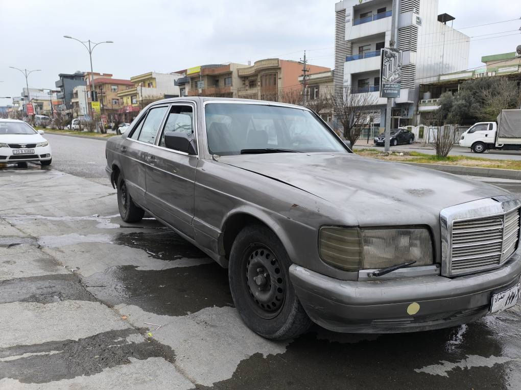 مارسیدس ڕیئاسی گێرو مەکینە ئەڕنەب ۳ هەزار ئاڕمی پلاستیکی سلێمانی بەشەرتی ئەوەلیات
کارەبایی کامل مەزبووتە وە گێچەکانی ئیش ئەکا
نرخی ۲۰ وەرەقەو معامەلەیەکی کەم.

*********** السليمانية, العراق
