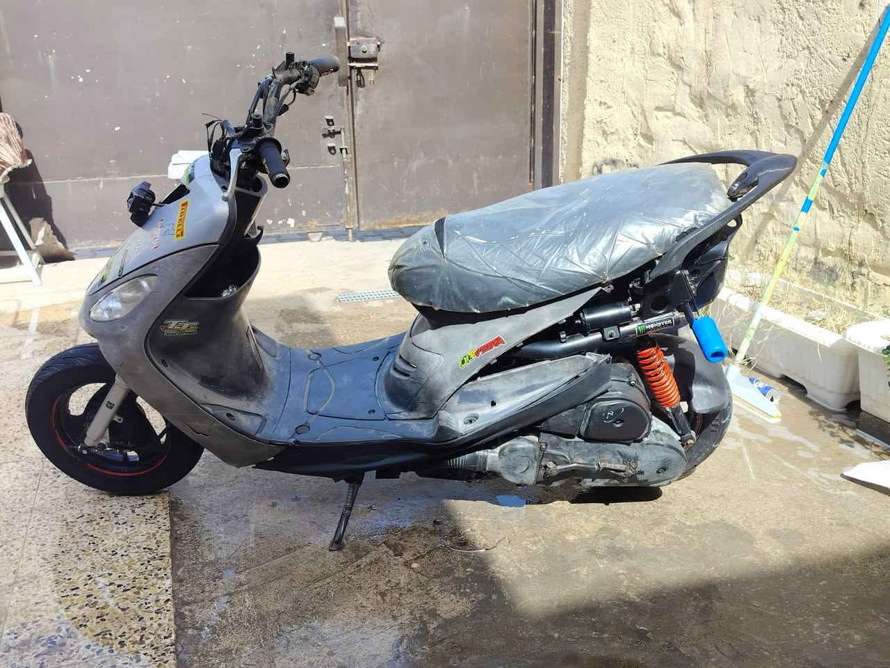 سلام عليكم حبايبي ماكس مال لعب  بلاديه نضيفه حيل بوشه ٤٩ كور بلادي سلف وهندر دراجه بيهه بومه عالي ناصي وكفراتهه كلهن موجودات السعر ٣٨٠ وبيهه مجال مكاني بغداد محموديه رقم***********
