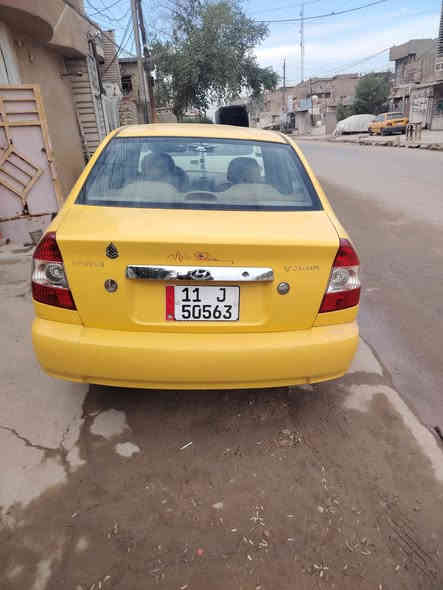 السلام عليكم
فيرنا موديل ١٤ بغداد ب٧٨ وبيه مجال
*********** هاي سيارة كدامك نضافته وبيه طخه بلباب خلف سائق ومعالجه
