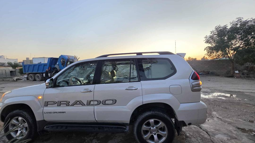 سڵاو
تۆیۆتا پرادۆ،2006،سلێمانی،4پستۆن،اوتوماتیک،
دەبڵ اکسڵ،بەشەرتی گێڕومەکینەوتبریدوتحویل وغرامەو هەمووشتێک....بەناوی خۆمەوەیەوسەیارە
ی ماڵەو هی معرز نییە، زۆرپاک و جوانە،
2پەڵەی بچوک بۆیاخی هەیە،  لە کلارە ،
153$و معامەلە***********  
*********** السليمانية, العراق
