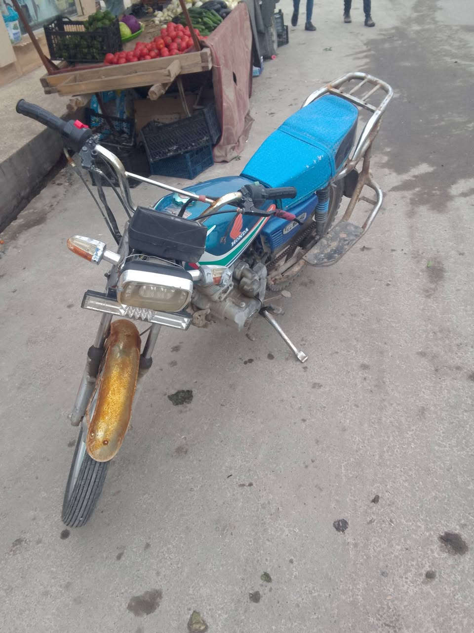 للبيع خمسه كير نوعيتو جني كلو شغال وايرمنيه كلها شغاله والسلف شغال بس مابي باتري وانطي شرط مكان باب لكش السعر ٢٢٥ وبي مجال شي قليل رقم الهاتف *********** اسيا ***********
