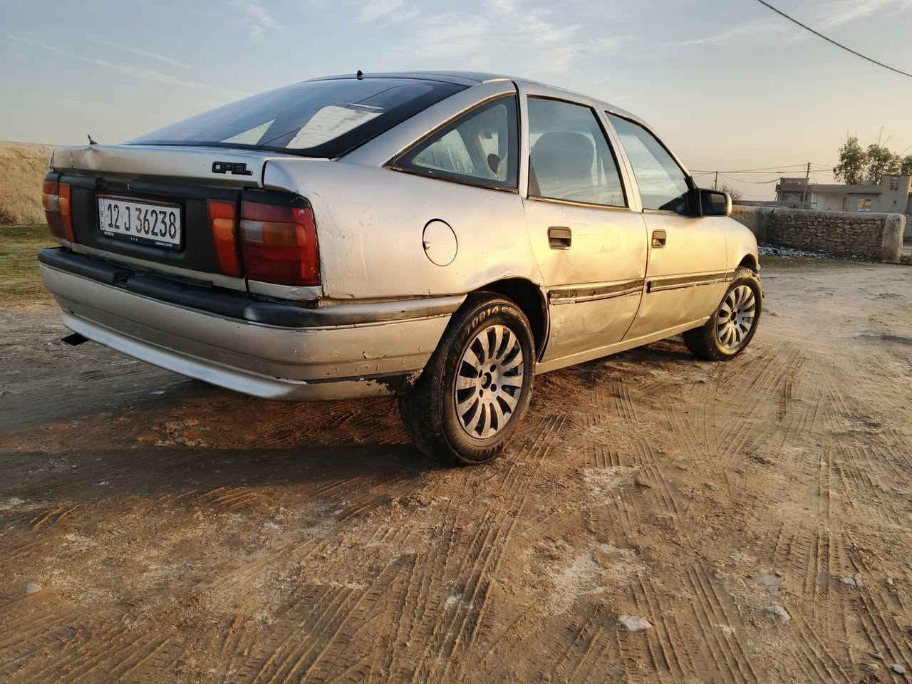 السلام عليكم فكترا حجم 18 موديل 1991 سنويه إلى 2030
السقف واكع عليها حايط التكم انضاف شرط الوكاله و تحويل وشرط ما مقدم عل كابون 
العنوان ناحيه زمار
السعر 29 ورقه وبيها مجال قليل 
رقام الهاتف ***********/‏‪***********‬‏
