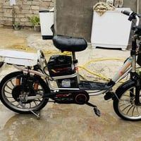 باسكل البيع شحن عوزاه بس بطاريات 100 وبي مجال الشراي ٠٧٨٦٥٦٣٣٢٣٩