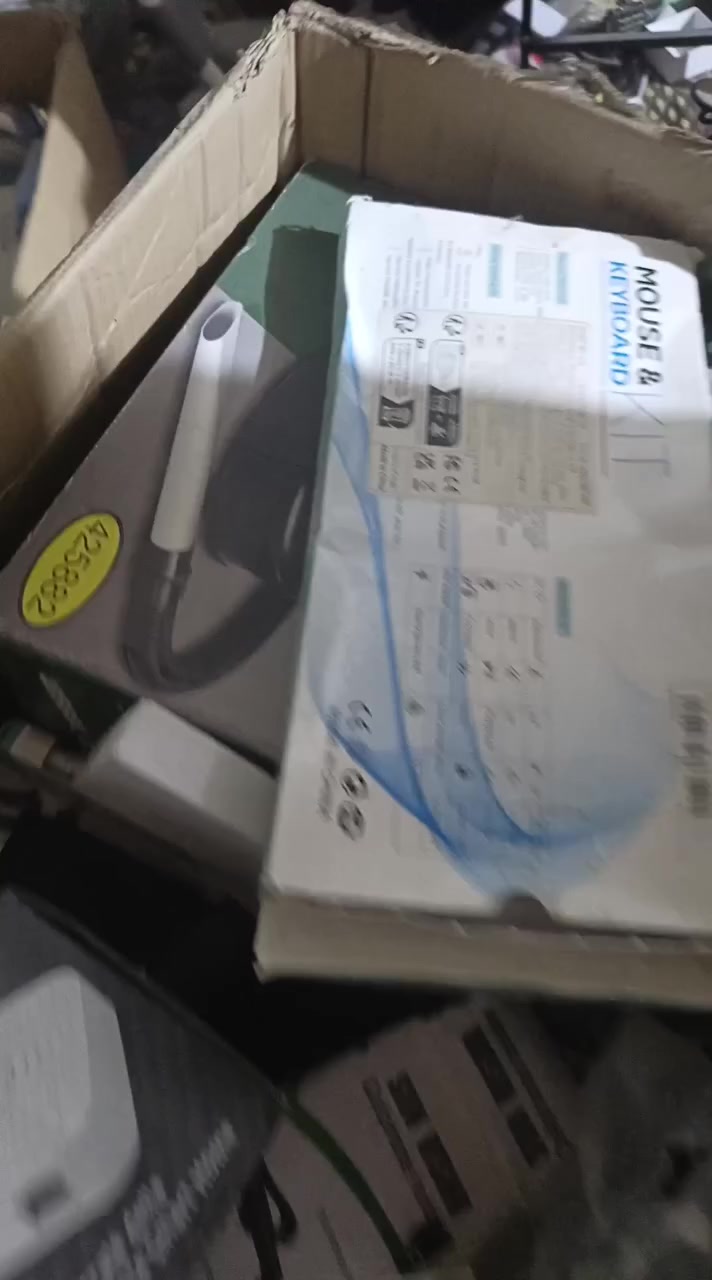 متوفر كراتين سعر الكارتون 65 ألف تصفيه الحجز على هذا الرقم واتساب ***********
