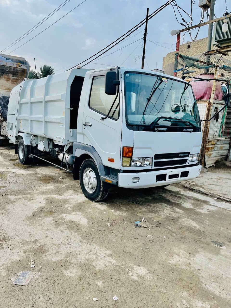 فوسه عشره مكعب كفاله مكان بغداد دخول جديد مامشتغله مرقم بصره كفاله ***********////***********
