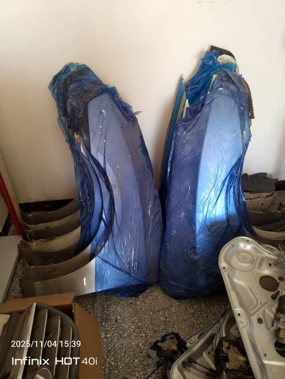 السلام عليكم من رخصه مدير الكروب متوفر غراض النترا مقدس من ٧ لل١١ للإستفسار خاص او *********** متواجد واتساب ومتوفر خدمه توصيل لجميع المحافظات العنوان بغداد الثعالبه
