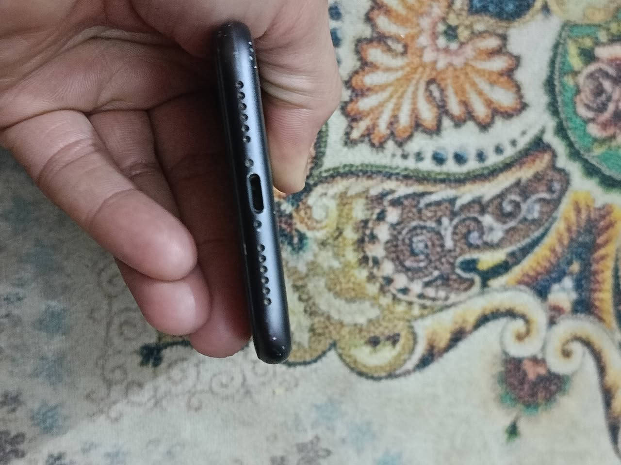 ايفون 11عادي بطاريه 100
ذاكرة 128
 السعر 210
مكاني مدينة الصدر 
للتواصل واتساب 
***********
