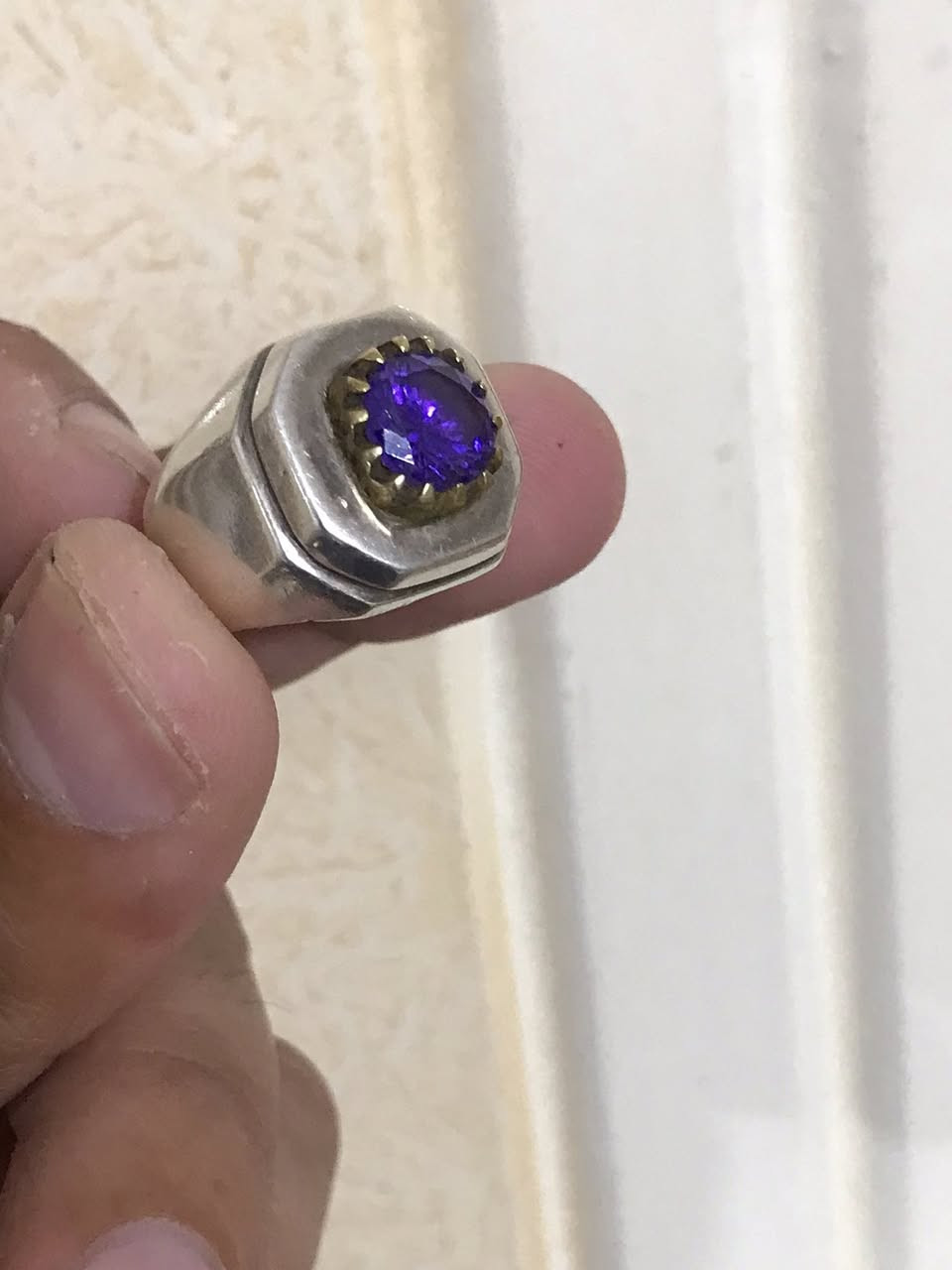 بس الي عرفه يقيمه السعر 50 قفل الناصريه مركز متوفر توصيل داخل مركز


**إذا كنت صاحب هذا الإعلان وتريد حذفه لأي سبب، رجاءا أرسل رسالة إلى الدعم الفني**