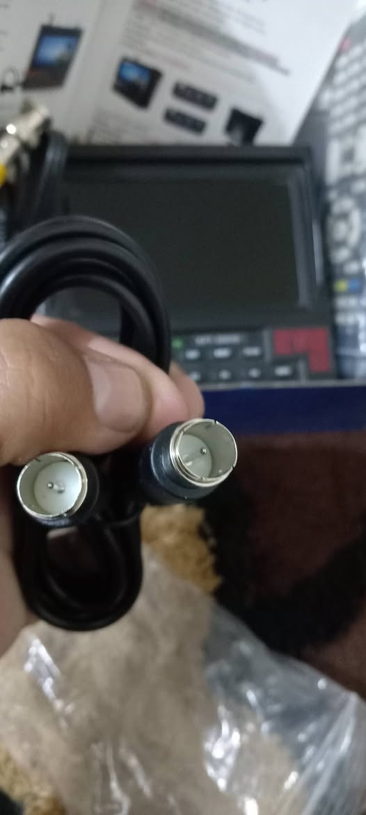 فايندر نوع KPT  للبيع غير مستخدم مع كامل الملحقات
جهاز راقي عن تجربه ويستخدم لفحص ونصب الكامرات ايضا *********** سعره كلش، مناسب
