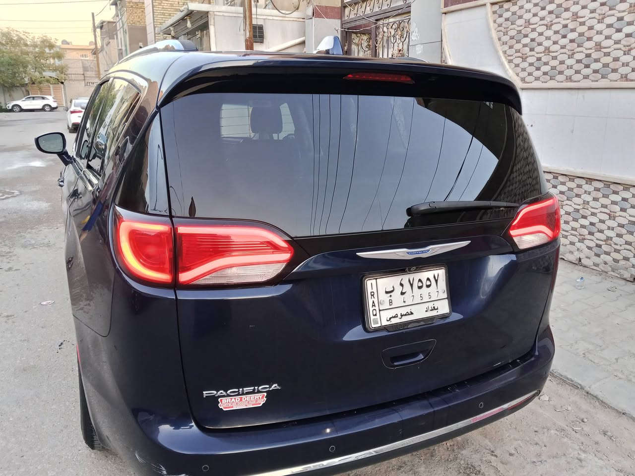 السلام عليكم سياره باسفيكا للبيع موديل 2018 فول مواصفات فقط بدون فتحه 
كشنات كهربائية 
ابواب كهربائية 
جنطه كهربائية 
سبعه راكب 
رادرات 
سياره كلش حلوه ونضيفه السعر 188وبيه مجال 
مكان نجف الاشرف 
***********
