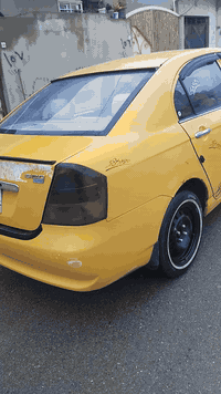 السلام عليكم ليفان للبيع للبيع ومعارض خصوصي توماتيك رقم بغداد صاحبها بالموصل مصفره هيئه غرامات 
صبغ بس باب بعد السائق والدوائر 
السعر 45 مجال قليل  بيها كابون بنزين ورقي رقم صاحب السياره ***********
