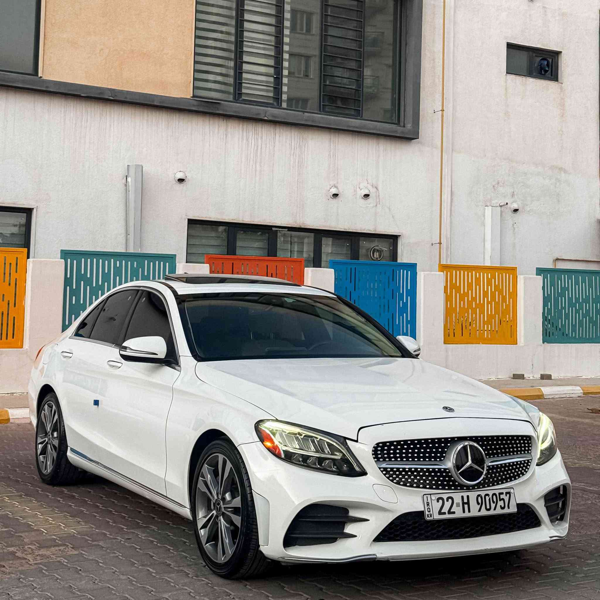 ﷽
                           MERCEDEZ C-CLASS C300 2021
▫️مارسيدس C300 موديل 2021 
فول مواصفات ١/١   زمان دولي
~~~~~~~~~~~~~~~~~~~~~~~~~~~~~~~
مكان🌇: سليماني  
سعر💵: 195$ 🔐             
تليفون☎️:*********** :::  ***********
~~~~~~~~~~~~~~~~~~~~~~~~~~~~~~~
▫️محرك اربع سلندر  تيربو محرك مرغوب اقتصادي 
🔹گير و محرك بشرط بدون صوت بدون صرف و خلل بشرط
🔹ماشية 34 الف ميل حقيقي بشرط

▫️سيارة بيها (( قطعطين صبوغ و صفحة سكن كلير امريكا بدون حادث بدون معجون و فتح ))
🔹بدون داخل بشرط
🔹بدون بارد و بدون شخت و بدون رصعات 📦📦
🔹سيارة حيل حيلوة جديد

▫️مواصفات
( بصمة - فتحة - داخل بيجي - رادار - شاشة كبير - گيجات ألكتروني - ماوس - صندوق شفت -  كشنات جلد - كشن تتفيئة - كشن و ستيرن كهربا و خزن - نيزامي ئيكو و نيزامى سبؤرت و سبورت پلاس - تبريد مركزي - لايت ليد و عدصات - مراي شفت - ڤوليوم لمس - بعد هواي مواصفات )

▫️اربع طاير و ويل بيلادي جديد بدون مصروف
🔹تاير و ويل بيلادي شريكه 
🔹بسميً السنويه بشرط تحويل و خرامه
🔹سياره مابيها دينار مصرف كامل من كل نواحي

◽️نظافه ١٠٠٪؜ كامل سيرفس بدون نقص و بدون مصرف سياره اي نقص مابيها 
تاير و ويل بيلادي شريكه 

نفسي يوم /تحويل و كاله حاظر
مكان / داخل سليمانيه🌆 السليمانية, العراق
