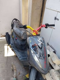 دراجة ماكس عدلة بسعر ٤٠٠ الف للبيع التواصل على واتساب 07717418725