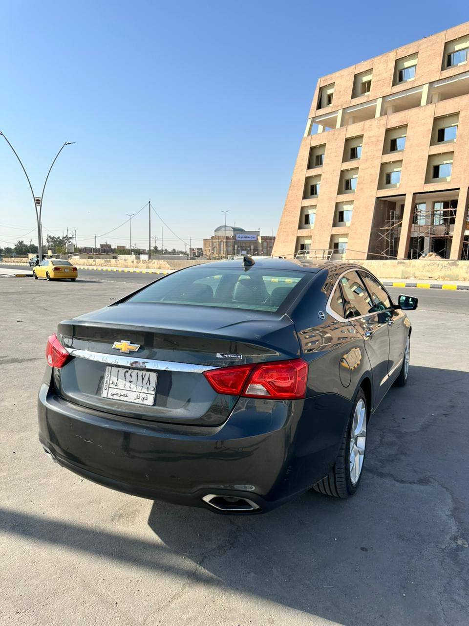 مواصفاته 

١.رادار بالمري 

٢.تدفئه بالكشنات الأماميه 

٣.سماعاتBose صوت طرب 

٤.بصمه سيارة وتشغيل عن بعد 

٥.مكينه 6v 3600 قويه كلش دوانص ماكو دوم

٦.كشنات جلد

٧.تبريد قطعتين 

٨.ويل ١٩ بلاد مالته 

السيارة كلش كلش نظيفه وانه مسويله ادامه على ايدي مال جني راديترات جديده اصلي ومنظومة تبريد كامله مبدل شرط مال وكاله كله اصلي تبريد ثلج تخم تاير مصارلي شهر من شديته سيارة حادثه بنيد فقط وصورة سونار بالمنشور وماشيه ١٢١ الف ميل مكان سوك  الشيوخ للاستفسار *********** ناصرية, ذي قار
