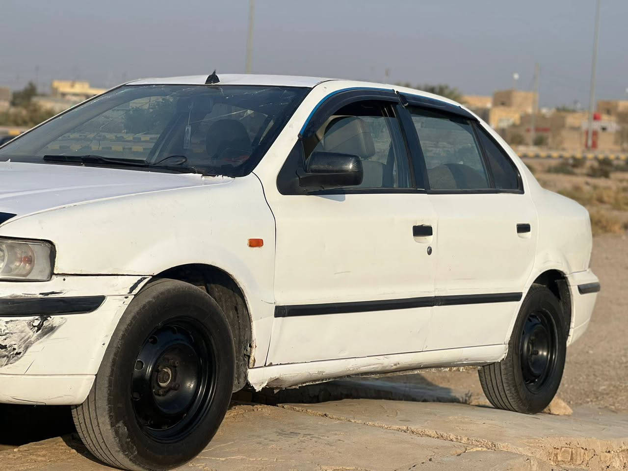 سلام عليكم سياره اللبيع السعر 30 وبيها مجال *********** لي يريد يخابر عل واتساب
