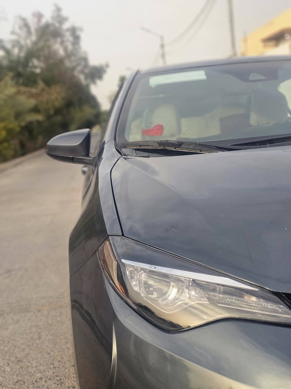 تويوتا كورولا
السلام عليكم 
كورولا للبيع 
موديل 2018  
محركة 2000 دوش أرقى شي بالسوك 

لايت زينون البلادي كلش قوي 
سيارة ما متعوبة وارد أمريكي حادثة بنيد وجاملغات وبية رشات صبغ باب السايق والخلفي اثر شخوط مرتبة شوفة عينك السيارة كاعدة ونصبتة كلش حلوة احلا من بالصورة 

كير مكينة خير من الله ترايهة للبصرة 
بانزين تنساهة مابية صرفية ابد 
سعرة 125 بية مجال للطيبين 
*********** 

الوكالة باسمي شوكت ما تريد تداور اداورلك  وشكرا 🌹
