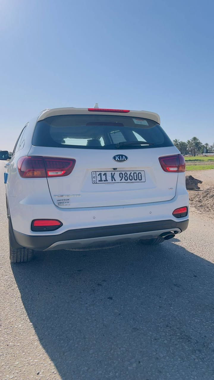 سورنتوا 2020 خليجي مكفوله كفاله عامه رقم بغداد الجديد فول فول مواصفات واحد على واحد 
بصمه 
بنراما 
5كامرات محيطيه 
6 سلندر فور ويل 
ماشيه 100الف حقيقي 
كشنات كهربائيه 
7راكب 
كشنات جلد
برده أبواب
باقي المواصفات معروفه 
السياره جاهزه ماناقص برغي
بسمي تحويل ثاني يوم
263وبيه مجال
 عنوان بابل ***********
