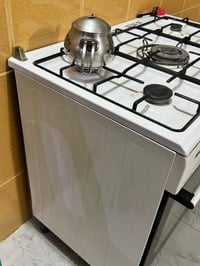 طباخ مصري فرش يشتغل كله ونضيف ع فحص للإستفسار واتس أو اتصال  +964 780 ...