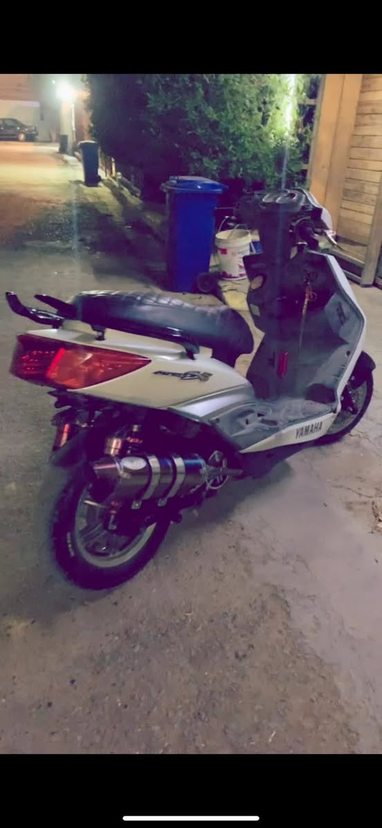 سكنس فحل كابريتر عكس مكينه جبيره تشك الكاع كور رياضي TM وبيها غراض كلش هواي لدراجه نكره بكل وقت و مناقصها شي سعرها قفل 850 سبب لبيع ممحتاجها *********** ماعندي واتساب موجود ع لخط مكاني بغداد
