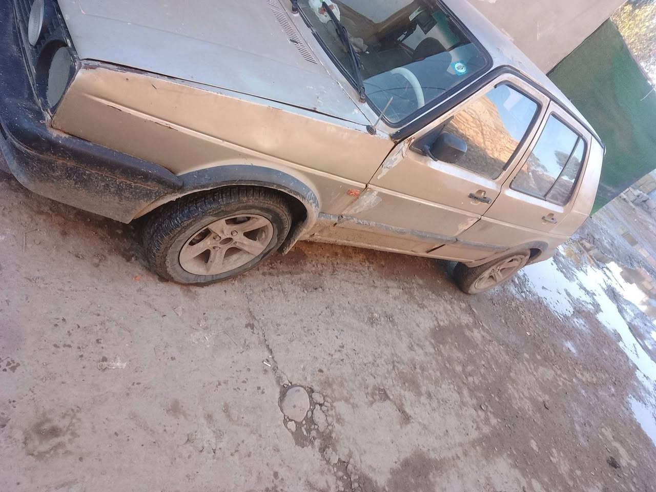 السلام عليكم سياره كولف موديل 1991 محرك كير شرط كاربون بانزين بيها ول كشر كدام العين شرط الوكاله ول تحويل ول كشر كدام العين ***********//***********//السعر 21 مجال قليل
