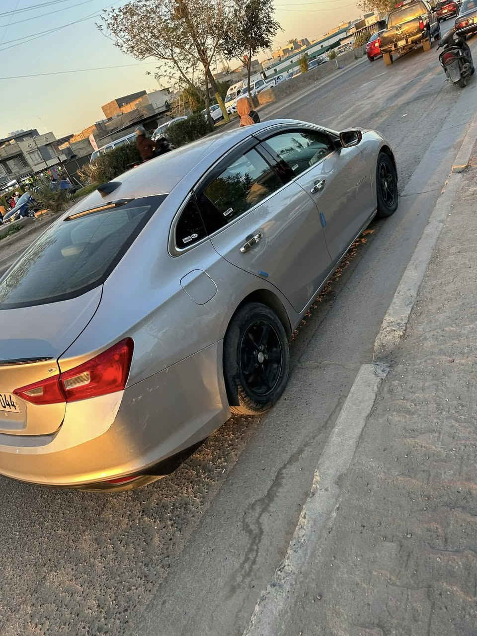 سلام عليكم للبيع او مراوس حسب القناعه ارخص اغلى عادي
✅ماليبو وارد امريكي 

✅موديل 2017 

✅مواصفات عاديه LS 

✅شاشه كبيره 

✅فول تحكمات 

✅كامره

✅عداد دجتل 

✅مكينه 1500 توربو 

✅حادثها بنيد فقط سونار مرفق مع الصور  

✅بدون نواقص السياره 

✅مكانها بغداد 

✅السعر 95 ورقه 

للاتصال *********** 📞
