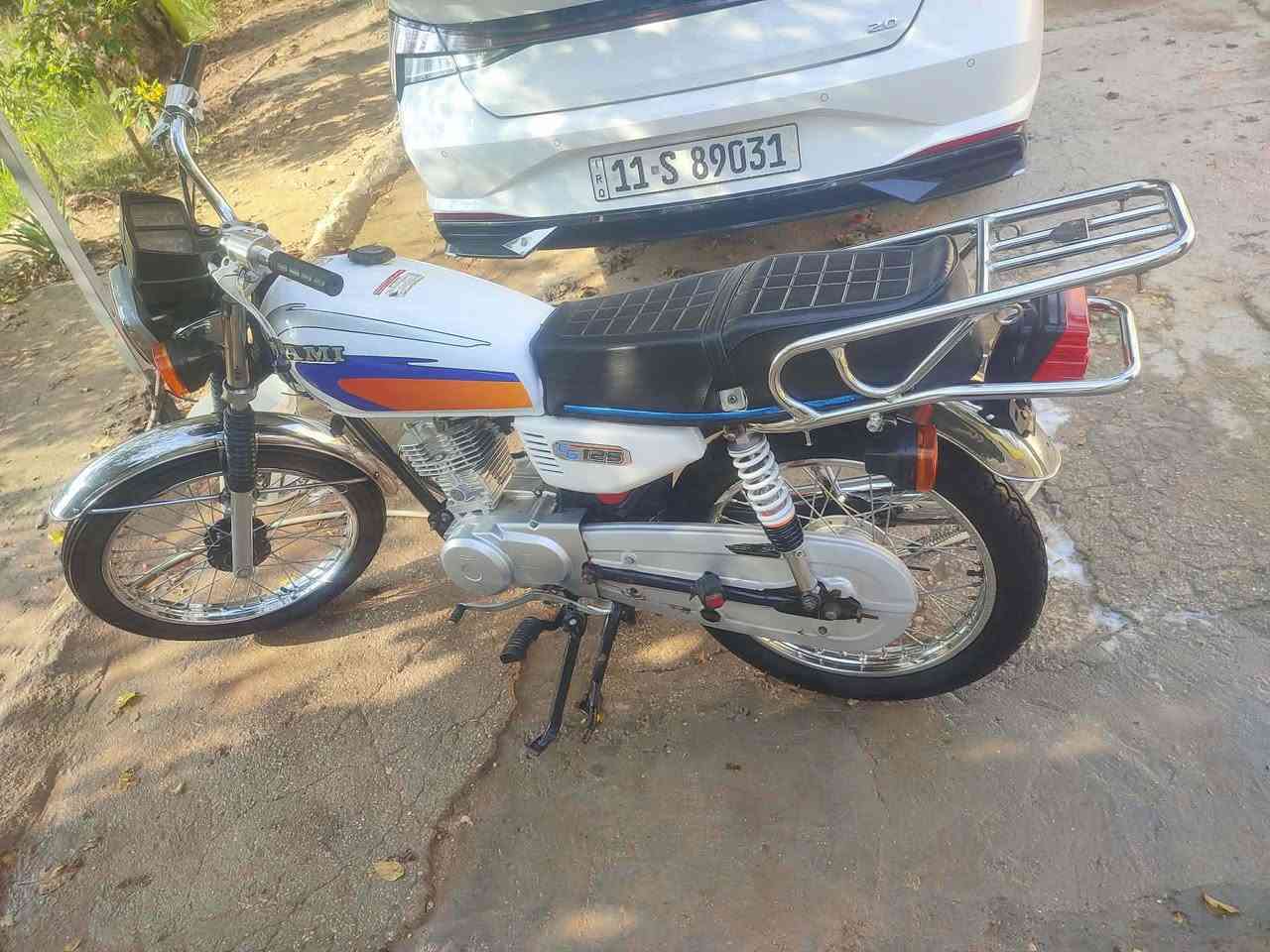 السلام عليكم دراجه تعمير شاصي 15 تعميره 23 كفاله اوراق اصولي مكان كربلاء طوريج للستفسار
 ‭0781 045 9813‬ السعر 700 وبيه مجال
