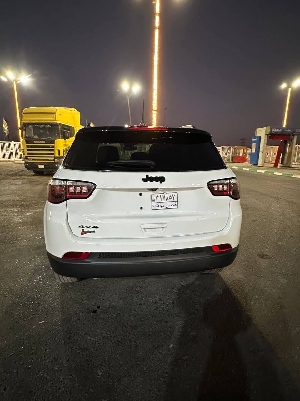 جيب كومباس موديل 2024
فول مواصفات عدا بانوراما 

محرك 2000 تيربو 

ماشيه 9000

حادثها فقط ربع بنيد من جهه سكن مصلح نفسه

باقي كفاله سياره 

تبريد قطعتين 

سياره بصمه 

العنوان بغداد 

***********

  السعر 160$
