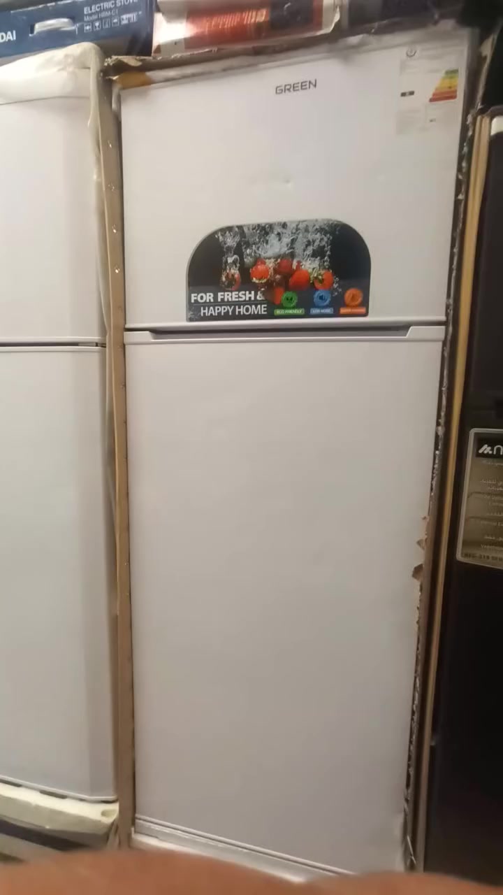 سلام عليكم للبيع ثلاجه ٢٠قدم جديده ممستخدمه ابد يعني بعدها بكارت الضمان بس بيها هذن الطعجات سعر ٣٨٠ الف مكاني بغداد الكراده رقمي *********** ما متواجد ع الفيس فقط واتساب
