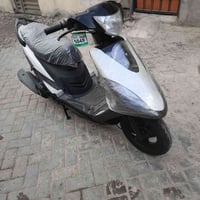 ماكس عدلة • مراوس • مكاني