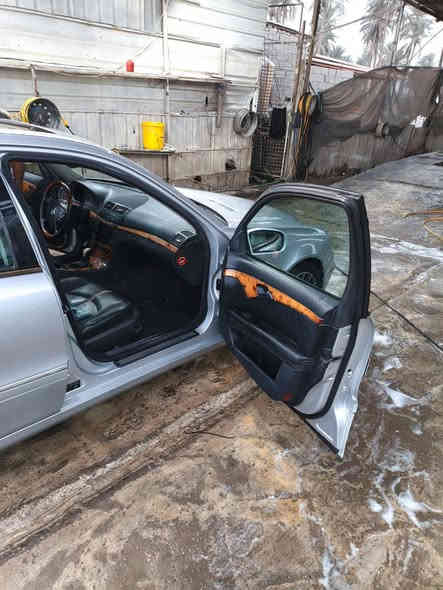 مارسدس w211 فنكارد  2002 320  
محرك 6v 3200  
السيارة كفالة عامة بدون صبغ وبدون  تبديل شرط السونار تحويل ثاني يوم 
السياره كلشي بيه شغال  تعرفون مواصفات الافنكارد ما يحتاج اذكره 
السعر 125  وبيه مجال قليل 

للتواصل  ***********
