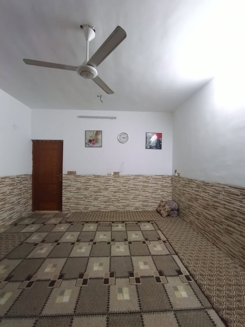 دار طابو ملك صرف 👍🏻 طابقين 👉 بأسم شخص واحد👍🏻للبيع

مساحتة  ١٧٠ م  واجهة ١٠م📎 مقابل حديقة 🌳🌳🌳

 ط١ / 
غرفتين نوم 📌 هول 📌استقبال 📌 مطبخ 📌 صحيات 📌 درج خارجي 📌 كراج 

ط٢/
غرفتين نوم 📌هول 📌استقبال 📌 مطبخ 📌صحيات📌

بناء جديد 👉ونظيف 🔗 ومؤجر حاليا بوارد شهري

كركوك 📌 حي الزوراء قريب من مسجد الهجره

     السعر  📎📌    ١٢٦   مليون

للاستفسار 📞  ***********
مكتب الامين سايدين المرور القديم قريب من جسر الحصو والرمل
