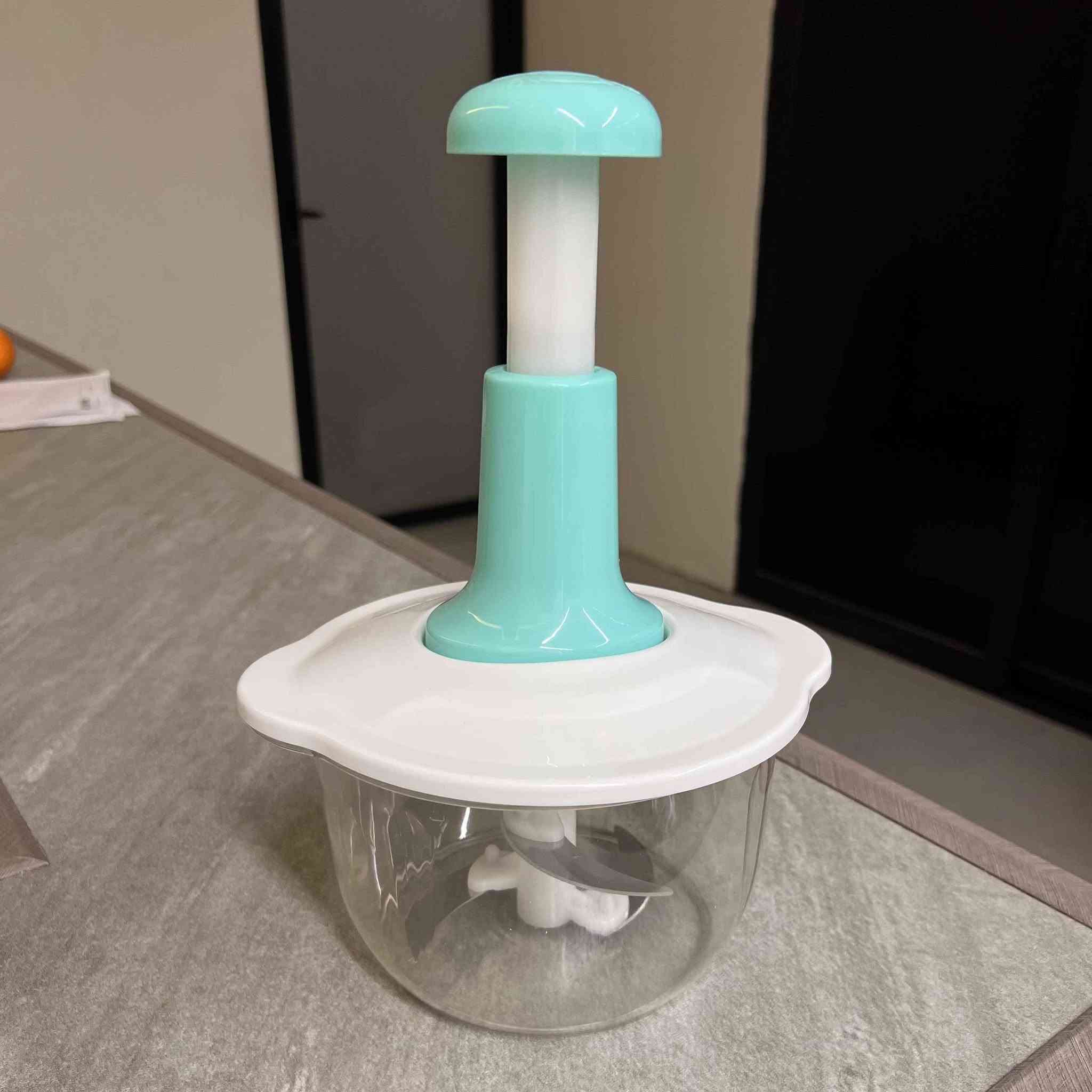 �✨ فرامة MEZAN اليدوية 2 لتر
شفرات فولاذية لتقطيع متساوي ووعاء شفاف لمتابعة التحضير 👀
مثالية للخضار، الحشوات، وطعام الأطفال 🥕🍅🍰
سهلة الفك والتنظيف، بدون كهرباء
يوجد خدمة توصيل لجميع المحافظات بغداد, العراق


**إذا كنت صاحب هذا الإعلان وتريد حذفه لأي سبب، رجاءا أرسل رسالة إلى الدعم الفني**