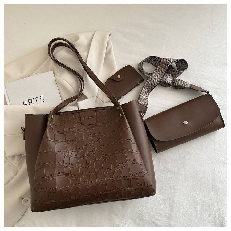 👜حقيبه كوالتي عالي تتكون من ٣ قطع 

👜 الابعاد 28*40

👜 السعر صار ٨ الاف يتوفر توصيل إلى جميع المحافظات خمسة الاف 

ً بغداد, العراق


**إذا كنت صاحب هذا الإعلان وتريد حذفه لأي سبب، رجاءا أرسل رسالة إلى الدعم الفني**