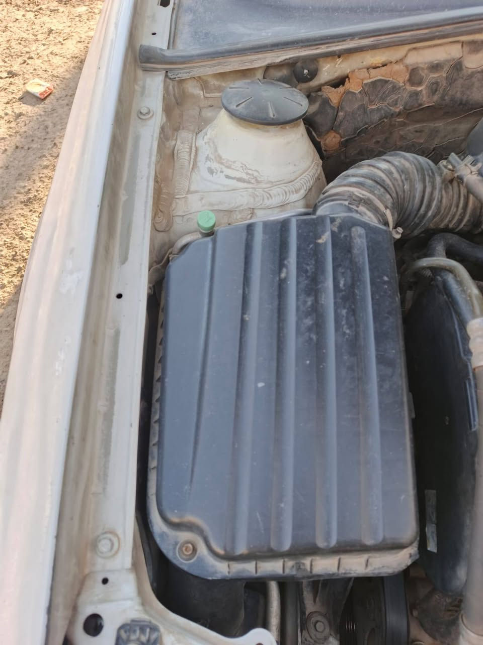 سلام عليكم وابترا للبيع شركة للعامه 20011 رقم بغداد مشروع وطني سياره حلوه وخير من الله محرك وكير مكفولات تخم تاير صدر إمامي وخلفي جديد تبريد وتتدفئه شغال مكفله من ضربه وتبديل  سعر 73 وبيهه مجال عنوان بغداد جميلة   استفسار ***********
