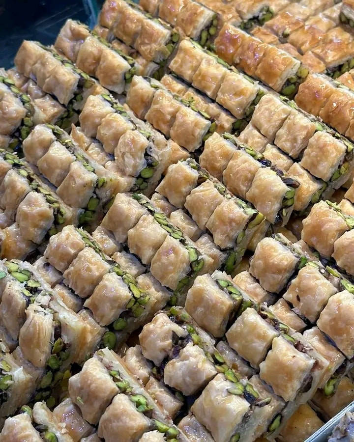 لأنك تستحق الأفضل، جرب حلوياتنا⭐🤗

جودة لا تقارن، طعم لا يُنسى😋

للحجز والاستفسار راسلوا الصفحه او الاتصال على الرقم 
***********
***********

تتوفر خدمات توصيل لجميع المناطق 🚗 

العنوان /موصل حي البكر
