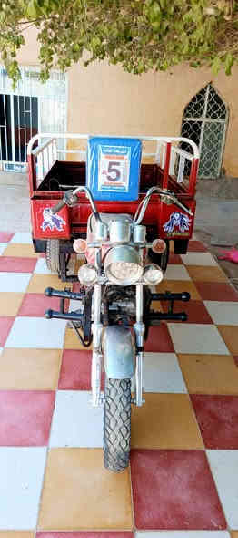 سلام عليكم للبـيع ستوته أم تي آر مديل 14 كهربائيات كله جديدة عوزه باتري فقط شاصي كفاله تايرات جديده
أوراق ضايعه كلك+ مكفولة من سرقه 
العنوان شوملي خيگان السعـر 650 وبيه مجال قليل. "
الاستفسار ***********
