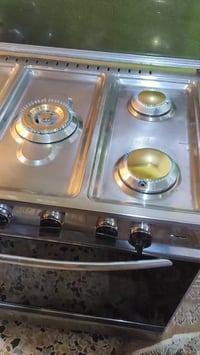 يوجد صيانه موقعيه جميع أنواع الطباخات رقم الهاتف 07721379759