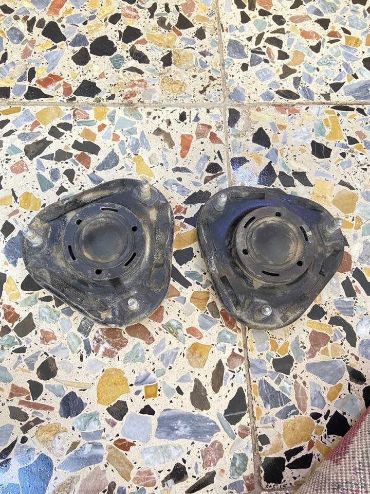 السلام عليكم عندي غراض كورلا 18 امانة الله الغراض اصليه مال كصه جديد من عده الدبلات مال كوري ع فحص كل قطعة التاخذها ع فحص وبسعر مناسب مكاني بغداد 
***********
