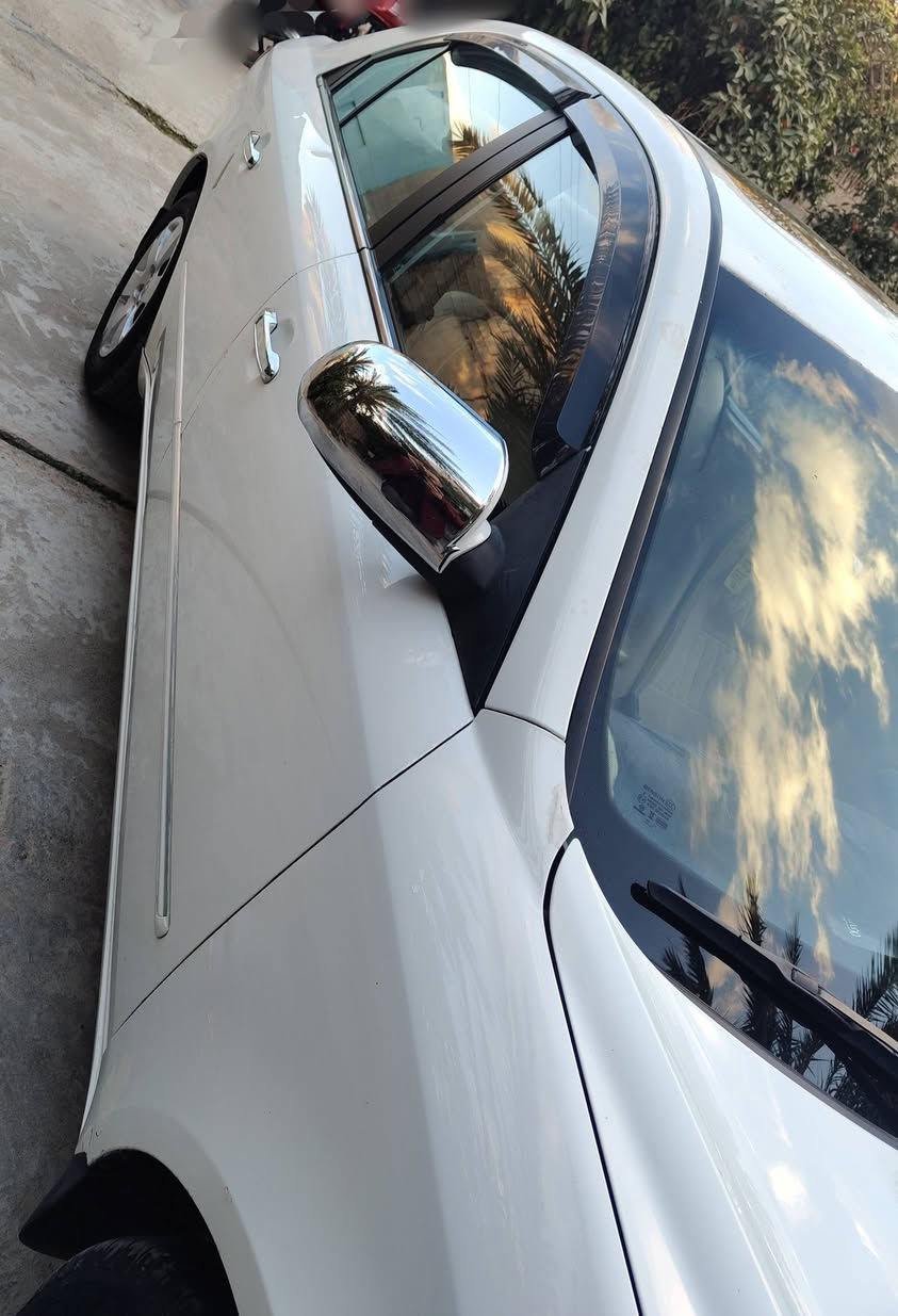 السلام عليكم سوناتا 2009 أمريكي محرك 2400داخلة اكلين  سرقة جامرلغ امامي
ومبدل البلاد من أمريكا
230 ميل ماشية صبغ قطعة جامرلغ خلفي
اثر شخوط بدون داخل
فول مواصفات شاديله منظومة غاز  تخم تاير جديد
نظيفة استخدام شخصي السونار مرفق مع الصور
رقم ديالى  دولي سنوية 2029
السعر المطلوب 130 وبية مجال
للاستفسار اكثر الاتصال على الرقم ***********
مكاني ديالى _  دلي عباس
