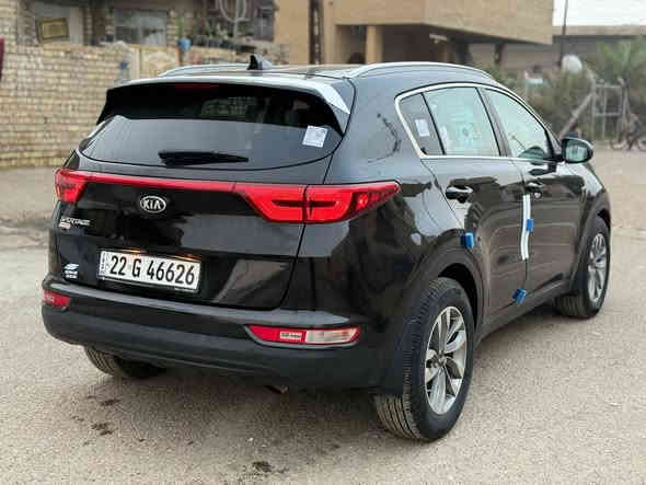 #للبيع كيا سبورتج موديل 2018 لون اسود ملكي بدون حادث السياره كلين بدون بس جاملغ امامي ولباقي لا صبغ  ولا شخوط ولا تكحيل ولا تبديل بشرط السونار شواصي ولغود مكفولات كير ومحرك 2400 رقم شمالي الدولي الجديد ب اسمي شخصيآ تريد تحويل وكاله ثاني يوم هزه وفحص جديده سنويه جديده لحد 2030 يعني سياره ما عوزها مصرف ربع دينار جاهزه تخم تايرات جديد صدر جديد سياره مال بيت ع ايدي وما بيها نقص جاهزه داخل لونين بيجي واسود شاشه كبيره وكامره فول تحكم ستيرن كشنات تتفئه فورويل سبايدرات بلاديه جهتين كروز مثبت السرعه مانع الانزلاق قطعتين تبريد مركزي منفصل نضام صعود ونزول منحدرات مود درايف ثلاثه انضمه قياده سبورت وسمارت وايكو اقتصاد البانزين وبعد بيها مواصفات اكثر / مكان السيارة بغداد-الرصافه  #للاستفسار الاتصال على الرقم *********** وبيه واتساب #السعر_155 مجال بسيط
