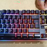 إلكترونيات للبيع  07503471082