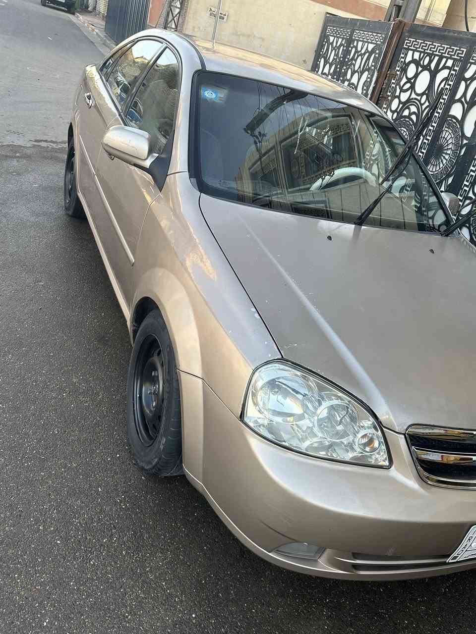 السلام عليكم ورحمة الله وبركاته.                            اوبترا 2006لون اصفر ذهبي سياره مكينتها بيها تبخير خفيف صدرها نضيف بنسبه 60./‘ رقمها بغداد تحويل مباشر السياره كامله مكمله والسياره موضح كلشي عليها بل صور كشرها نضيف وداخلها نضيف كلش 
سعر السياره 63 بيها مجال 
عنوان السياره بغداد الغزاليه 
رقم الهاتف:***********
